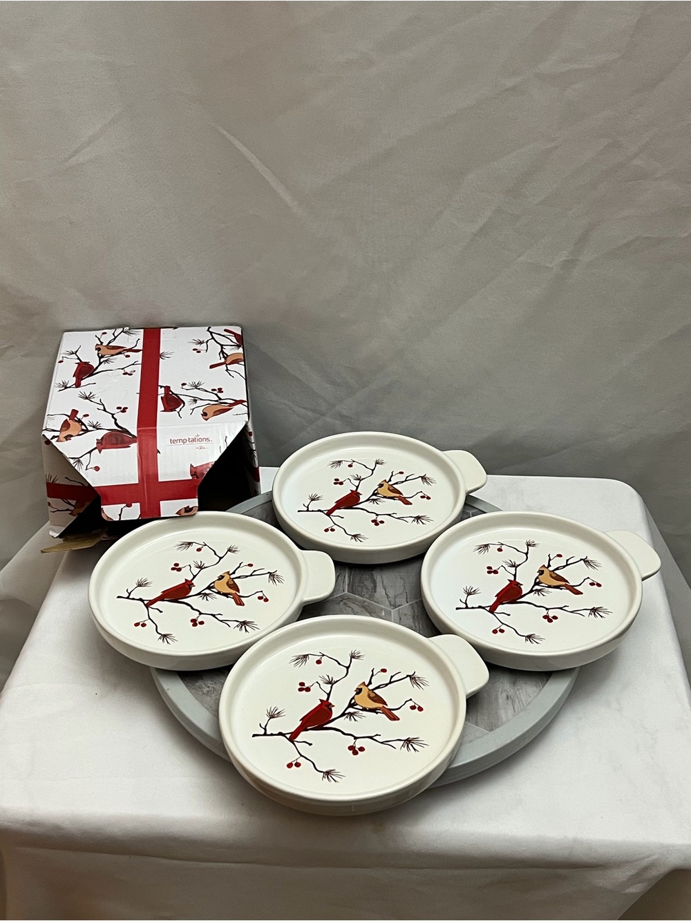 Temp-tations Seasonal Cardinal Bird Appetizer Plates Set of 4 With Box